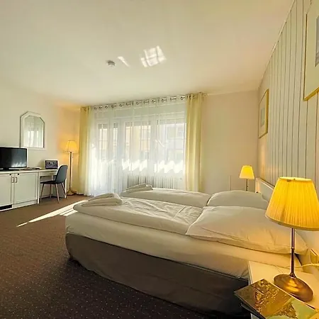 Hotel Moguntia 3*
