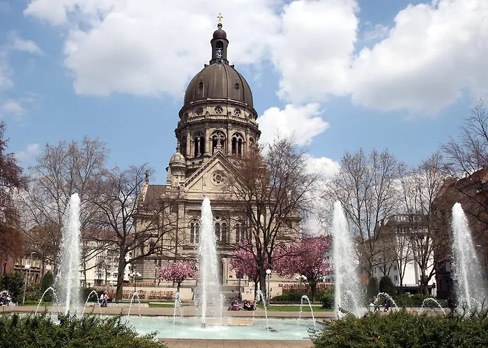 Moguntia מלון מיינץ